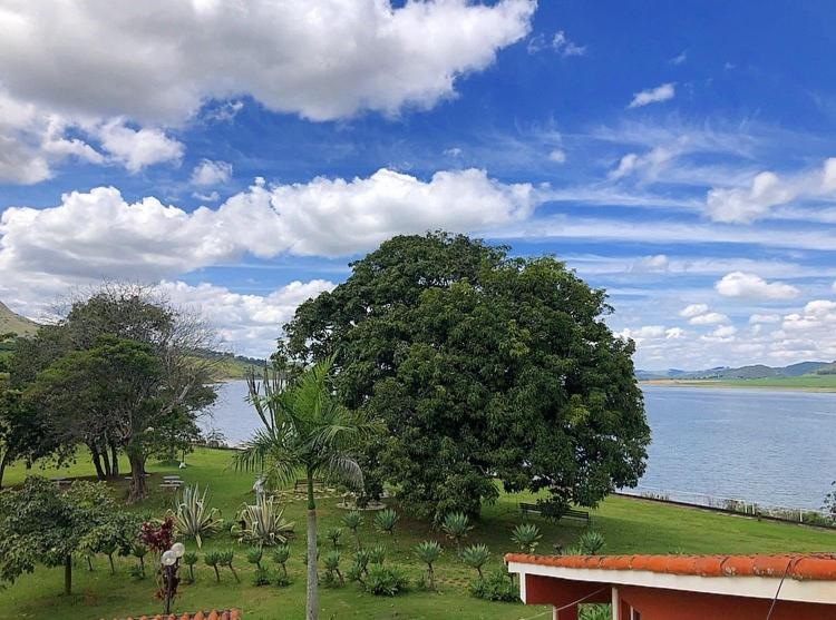 Pousada Pontal Do Lago Carmo do Rio Claro Exterior foto